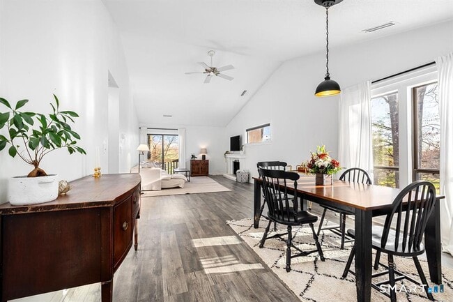 Photo - 7 Cottonwood Dr Unit 7