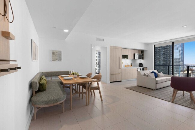 Photo - 601 NE 1st Ave Unidad ID1227547P