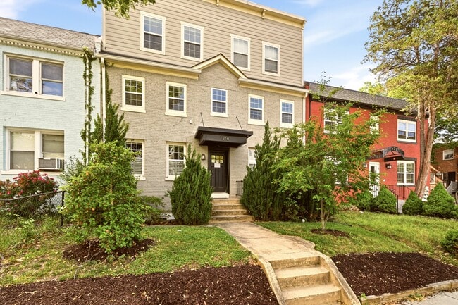 Photo - 218 20th St NE Unit PH