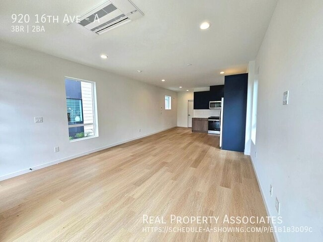 Photo - 920 16th Ave