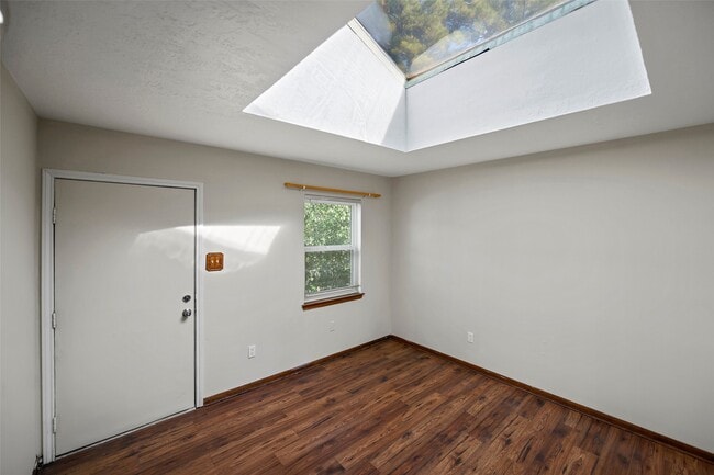 Building Photo - 4735 Charade Dr