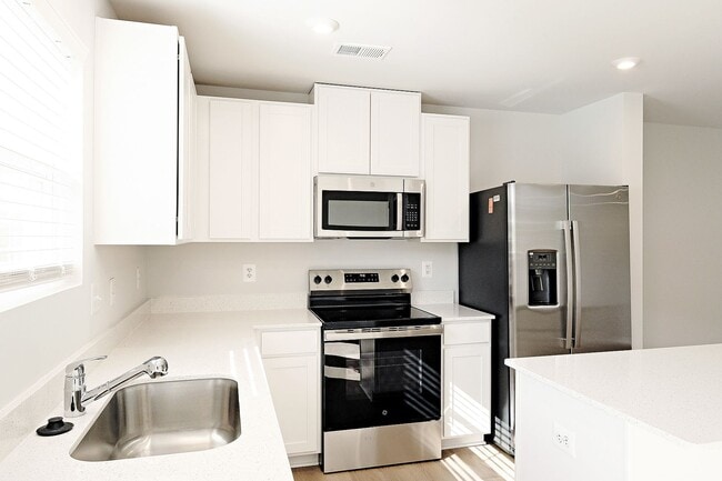 Photo - New Dog-Friendly Greene Co Townhome - Be The First To Live Here!