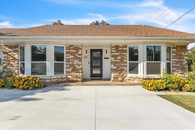 Photo - 1301 NW 63rd St