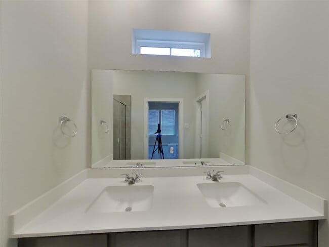 Photo - 9835 Willow Creek Commerce Dr