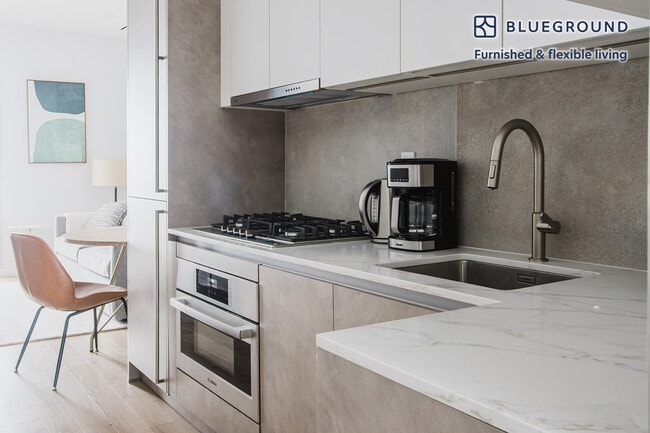 Photo - 88 East End Ave Unit FL5-ID1752