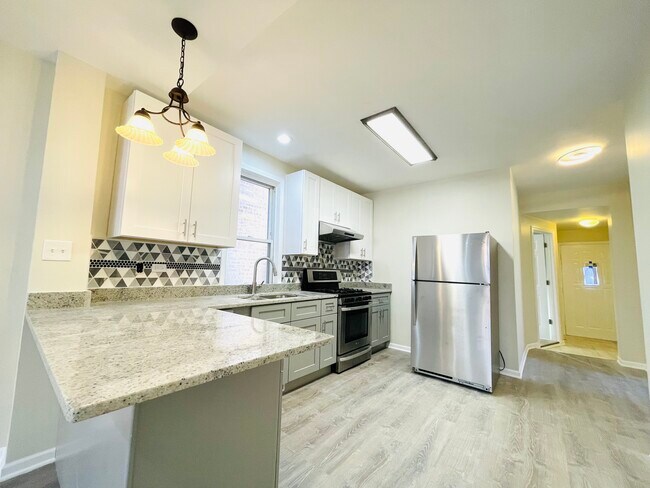 Photo - 2912 S Princeton Ave Unit 1