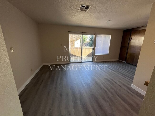 Photo - TUL370 Unit 1