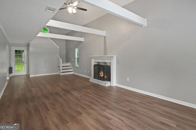 Photo - 5883 Brookside Dr SE
