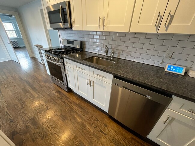 Photo - 922 Richmont St Unit 3