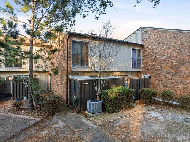 Photo - 4822 Huron Dr