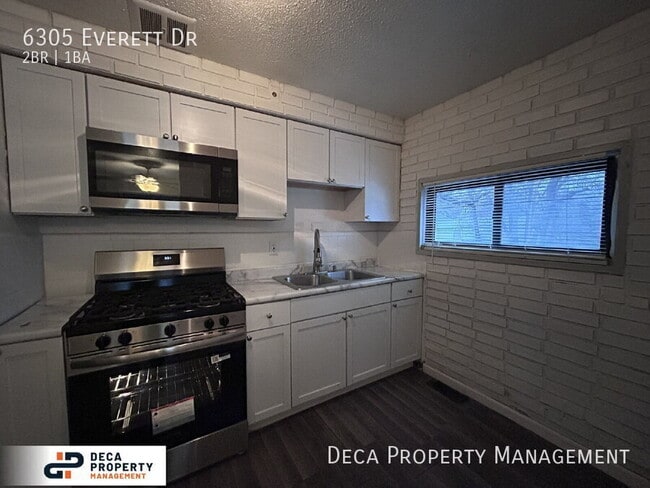 Photo - 6305 Everett Dr