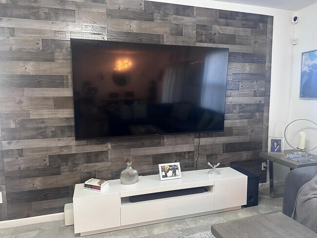 Photo - 4609 SW Babylon St