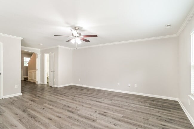 Photo - 5004 Broad Leaf Ct