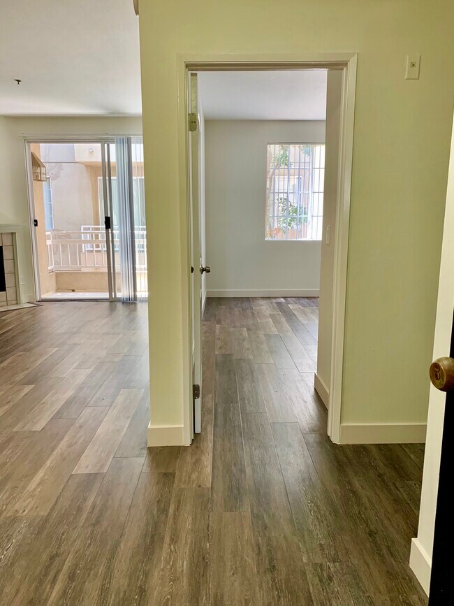 Photo - Amherst Manor