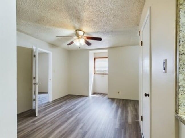 Photo - 321 W Park St Unidad 4