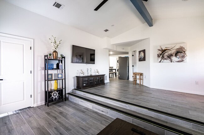 Photo - 920 17th St Unit SI ID1385489P