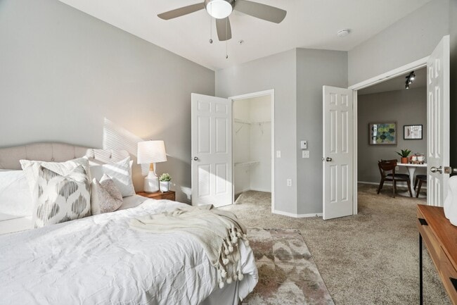 Palladia - Bedroom