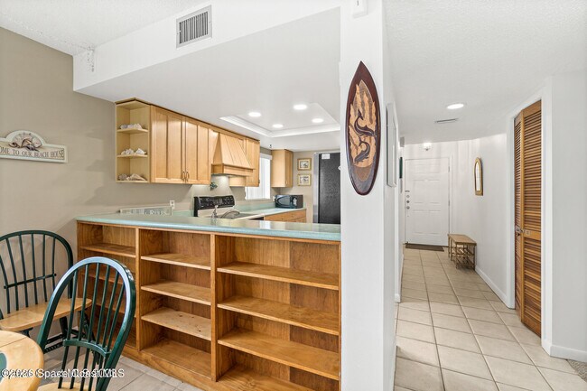8494 Ridgewood Ave Unit 4206