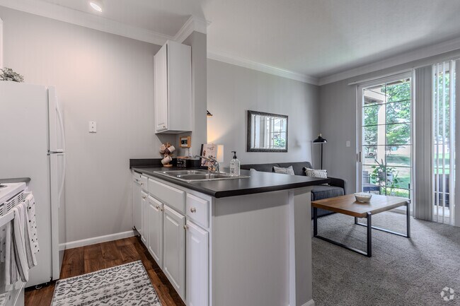 1BR, 1BA - 615SF - Oakpointe - Kitchen - The Lakes Of Olentangy