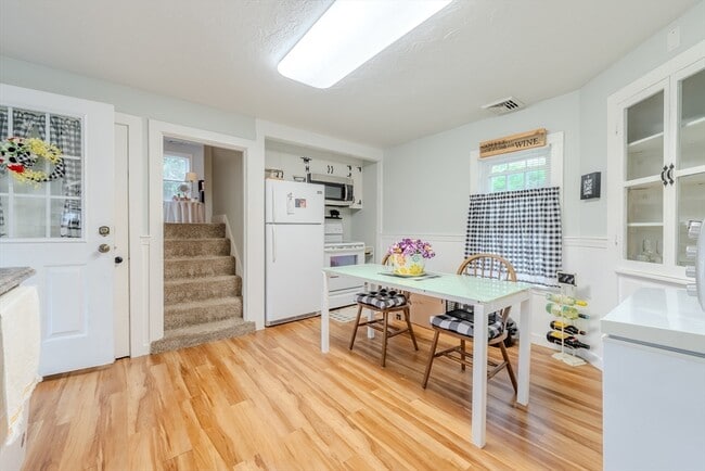 Photo - 9 Beach St Unit B