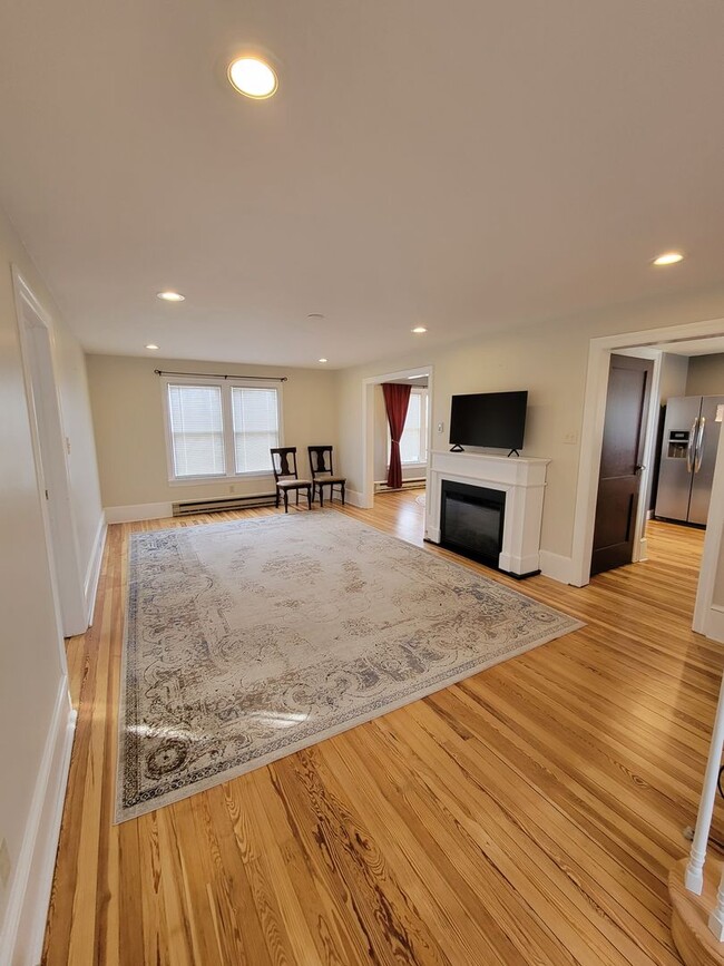Photo - 6288 Buchanan Trail W