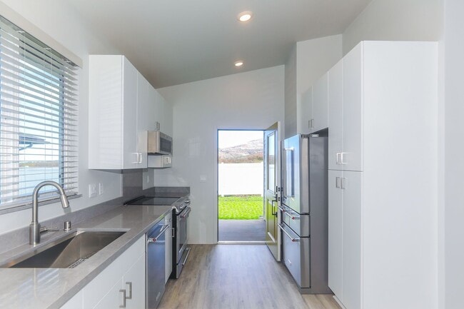 Photo - Hoopili single level home