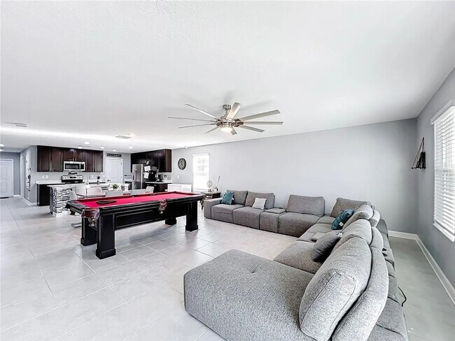 Photo - 744 Simone Ct