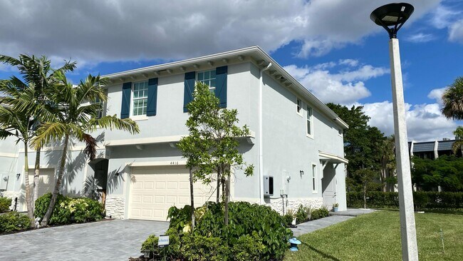 Photo - 4416 Hammock Grove Dr