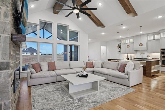 Photo - 1522 Carter Dr