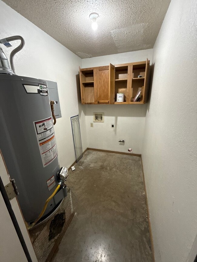 Photo - 1002 E 22nd St