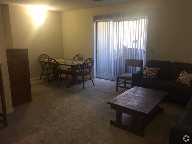 Building Photo - 220 Elm St Unit 502 Rental