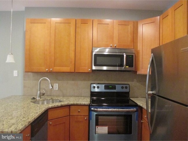 Photo - 1253 S 27th St