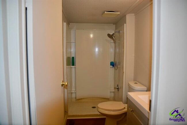 Photo - 111 Brighton Dr