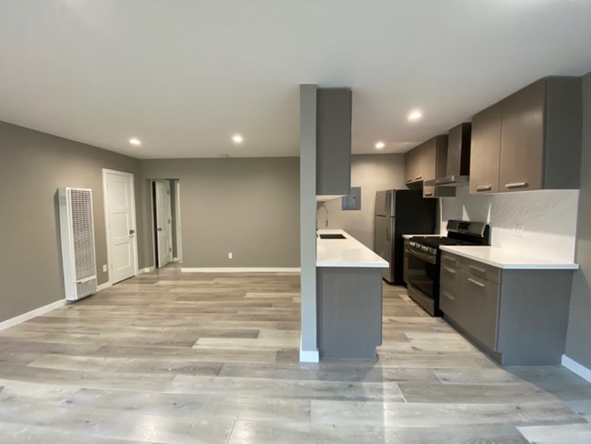 514 S Mariposa Ave Unit 204