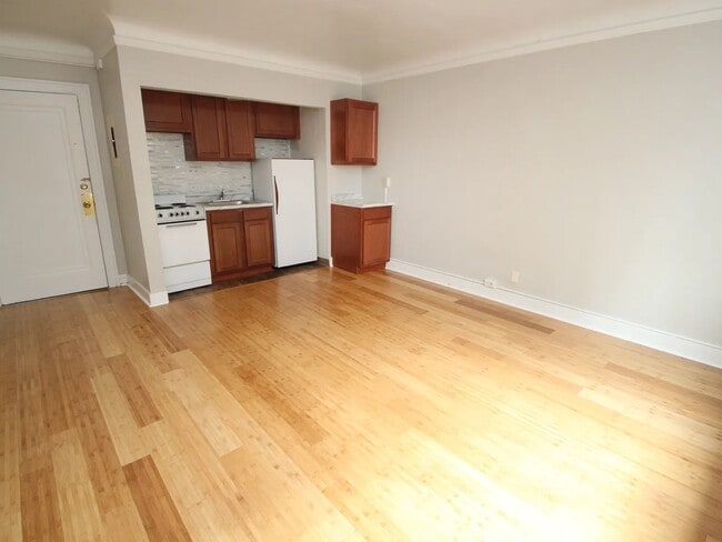 Estudio - Oakland Apartments