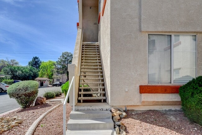 Photo - Stunning Upstairs Condo in Gated Indian Wells Community!