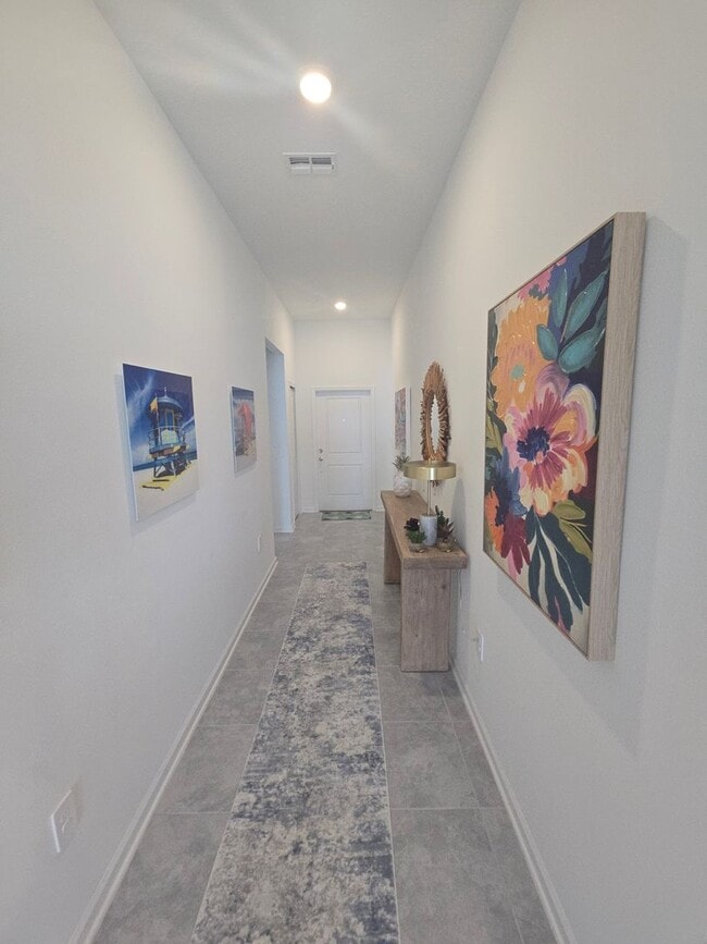 Photo - 3 bed 2 bath home fully furnished