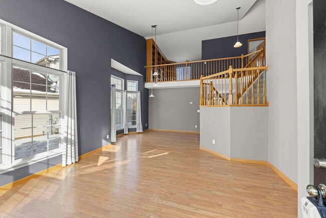 Photo - 14215 S Longview Ln