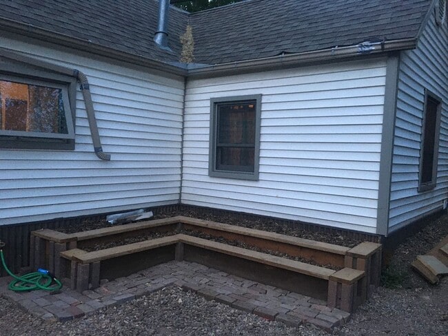 Photo - Furnished One Bedroom plus Office One Bath Seasonal Rental in Downtown Glenwood Springs