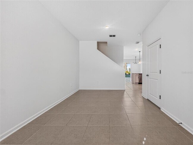 Photo - 2735 Skyline Lp