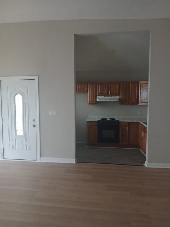 3025 Belleville Rd