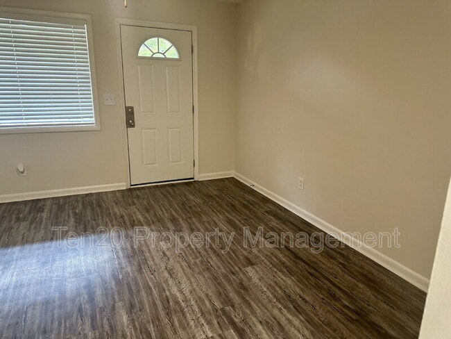 817 Ragland Ct