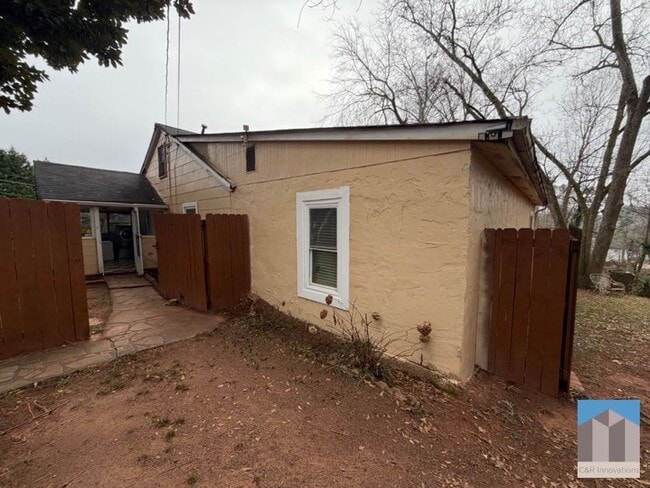 Photo - 1252 Lawrenceville Suwanee Rd