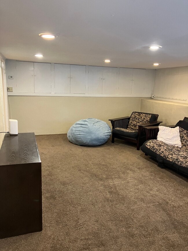 Photo - 711 E 200 N Unit Apt B