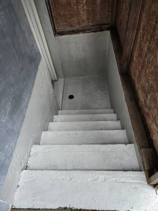 Building Photo - 23 Dunwich Pl