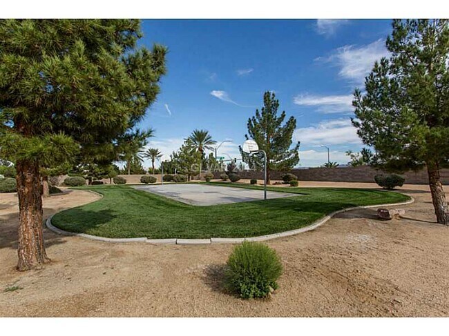 Photo - WONDERFUL DUAL MASTER BEDROOM TOWNHOME IN GATED "GREEN VALLEY COMMUNITY!!"