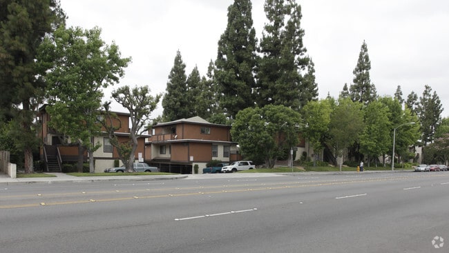 Cypress Villa Apartments - Cypress Villa Apartments
