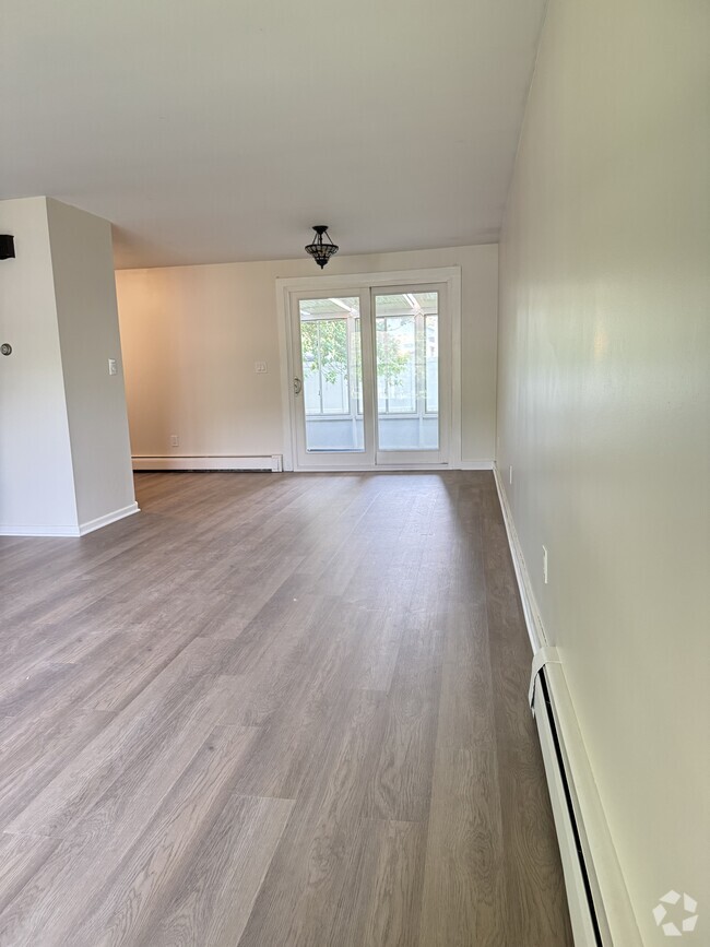 Building Photo - 435 Onondaga St Unit 2 Rental
