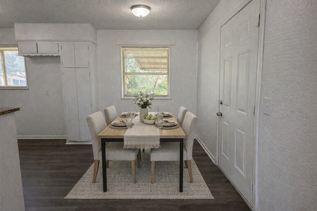 Photo - 2333 Becker Pl