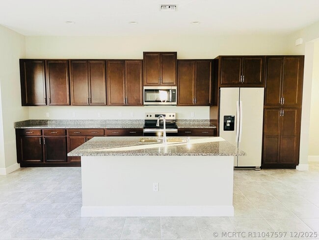 Photo - 14476 Spruce Pne Dr